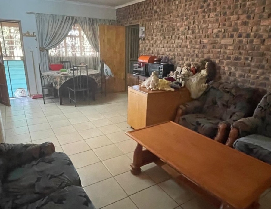 4 Bedroom Property for Sale in Olive Hill Free State